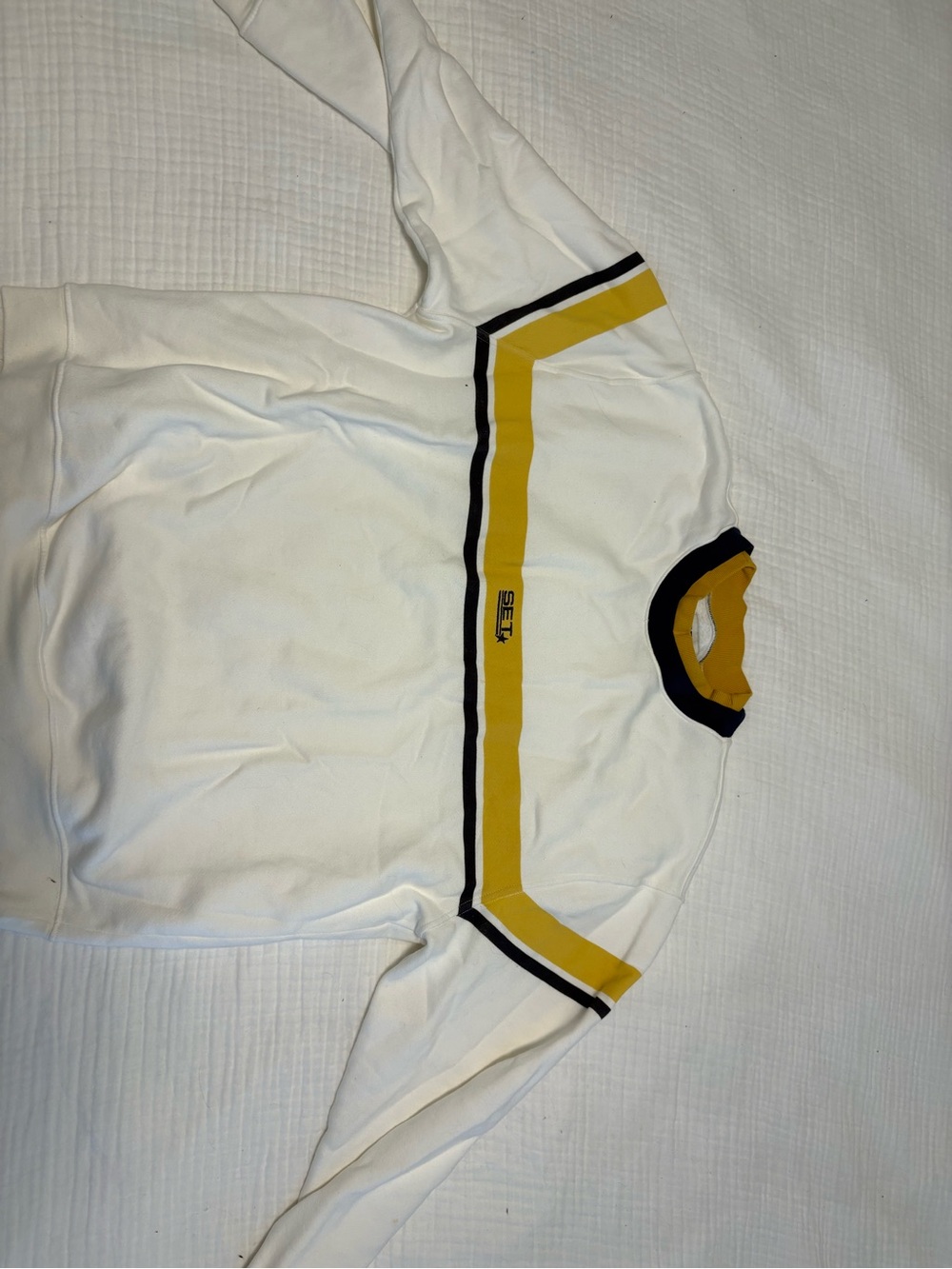 Set Active Women’s White Crewneck Sweater with Mustard Stripe